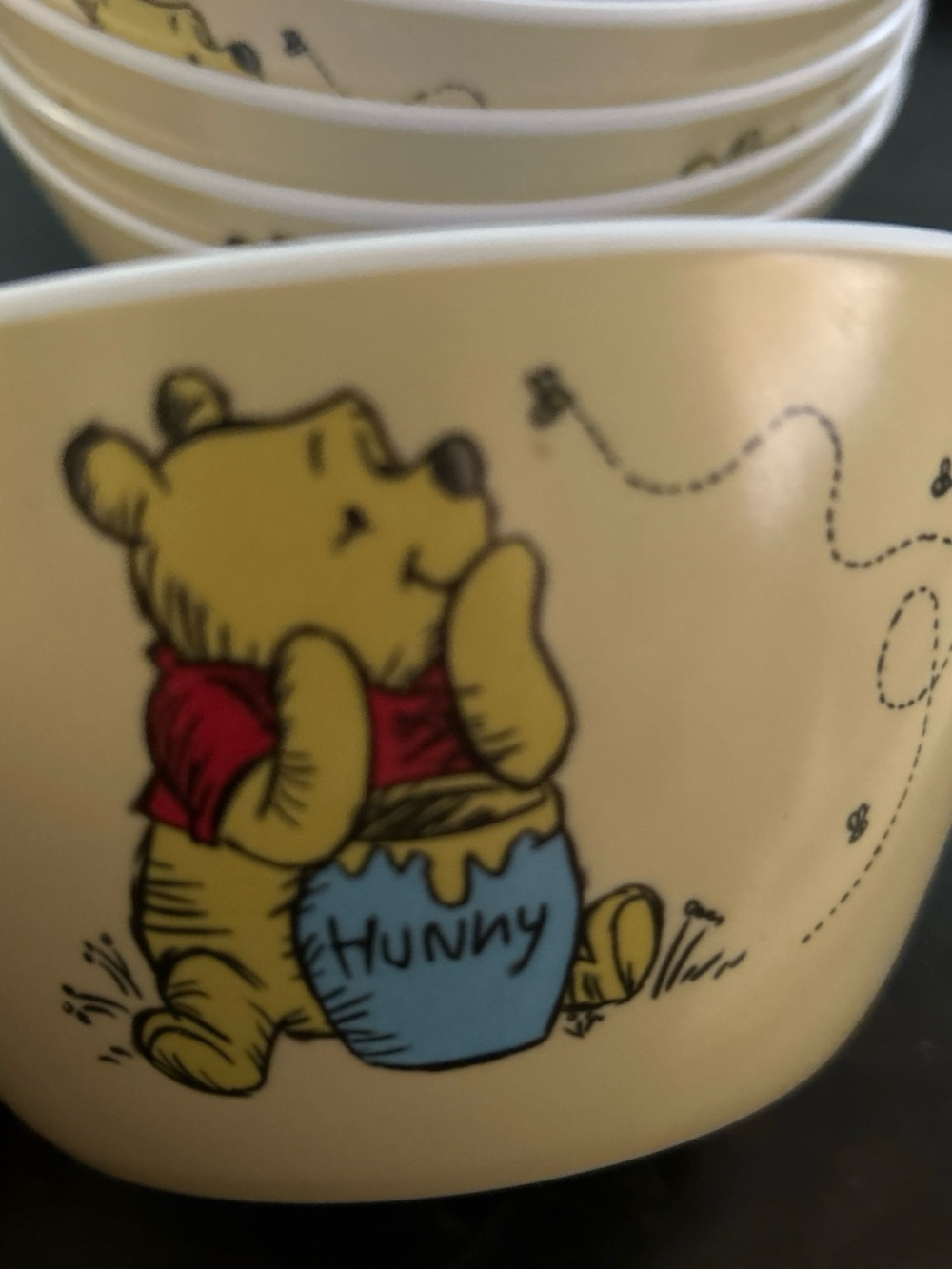 Disney Winnie the Pooh Melamine Bowls  Set Of 4 NEW